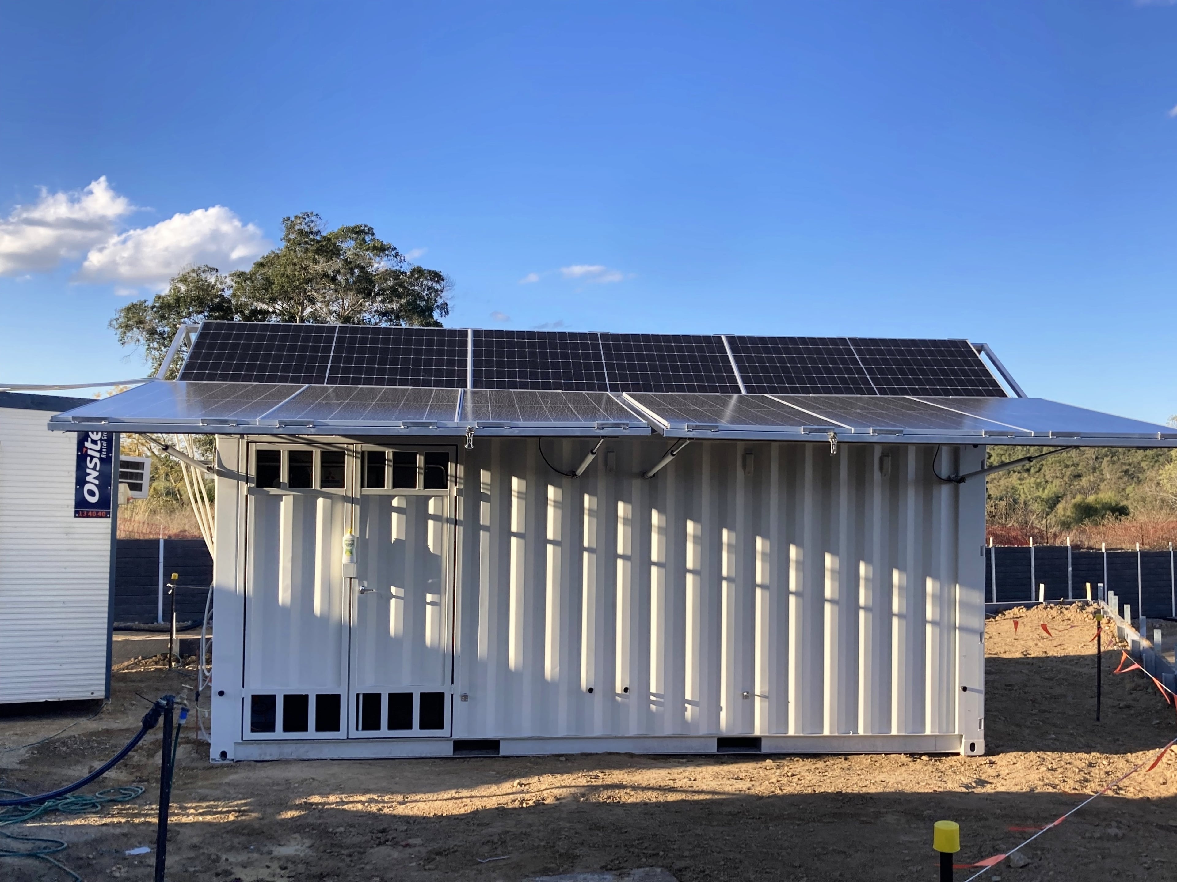 YHI-1 Containerised Solar Generator at Queensland Construction Site